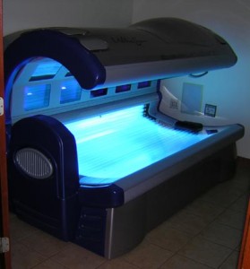 New Jersey Governor Chris Christie recently signed into law a bill barring young people under the age of 17 from using tanning beds. The law also banned teenagers under 14 from getting spray tans. (Photo Credit: Google Images)