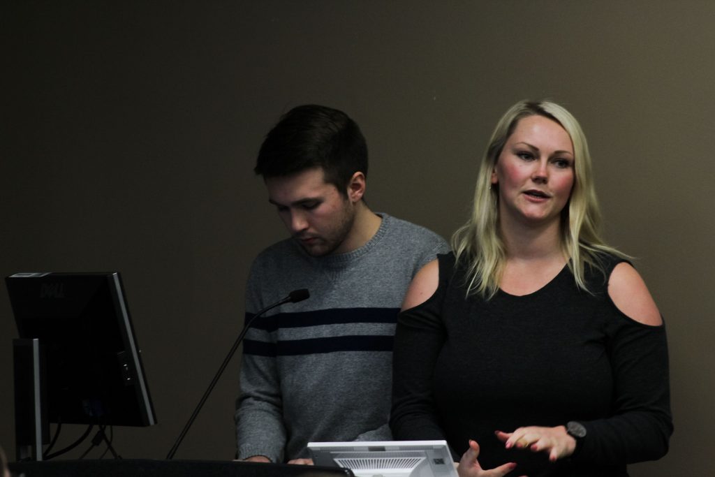 Senate Policy Committee Chair Pat McKenna and Vice President Aimee Bosman report on election procedures at the Student Senate meeting on February 5, 2018 (Photo Claire Bickers / The Gettysburgian)