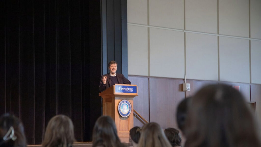 Ken Burns speaking in the CUB Ballroom on Friday, Feb. 10, 2023 at the start of his three-day-long film festival (Photo courtesy of Gettysburg College).