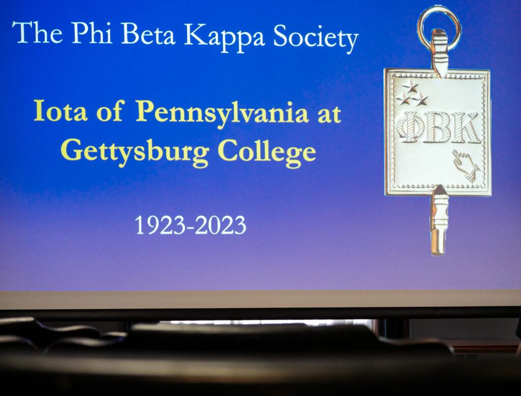 Professor Michael Birkner presents lecture about the history of Phi Beta Kappa on Gettysburg's campus (Photo Sofia Gutierrez/The Gettysburgian)