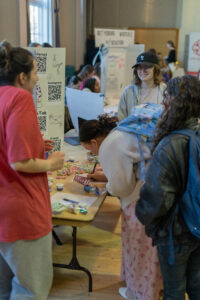 Her Campus handed out sample of lotion to those who signed up to join. (Photo William Oehler/The Gettysburgian)