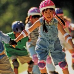 Junior Eric Glass creates campus roller blading club