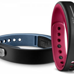 Newest smart watch adds fitness tracking elements