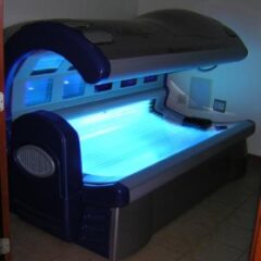 New Jersey outlaws use of tanning booths for minors